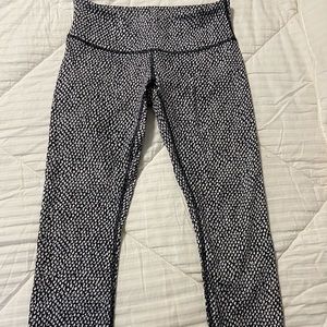 Lululemon crop leggings